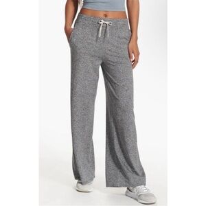 VUORI Heather Gray Halo Essential Wide Leg Dream Knit Pants XL